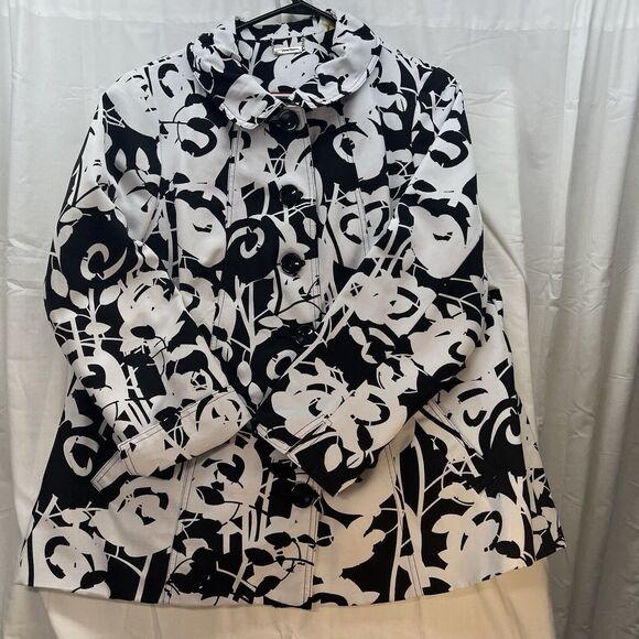 TanJay Black & White Large Floral Jacket Size 16W/XL - Picture 2 of 12